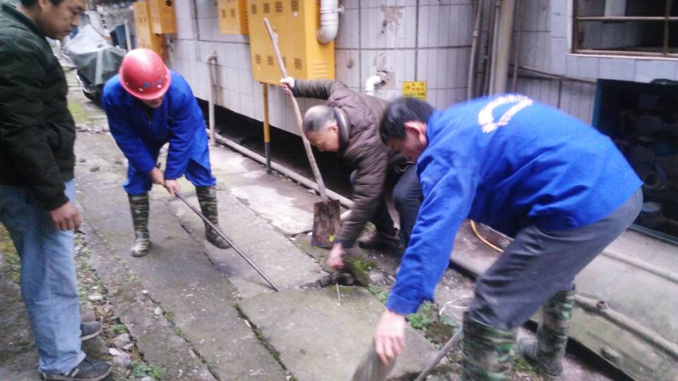 和布克赛尔清掏化粪池、管道疏通一站式服务<高效><技术><可靠>